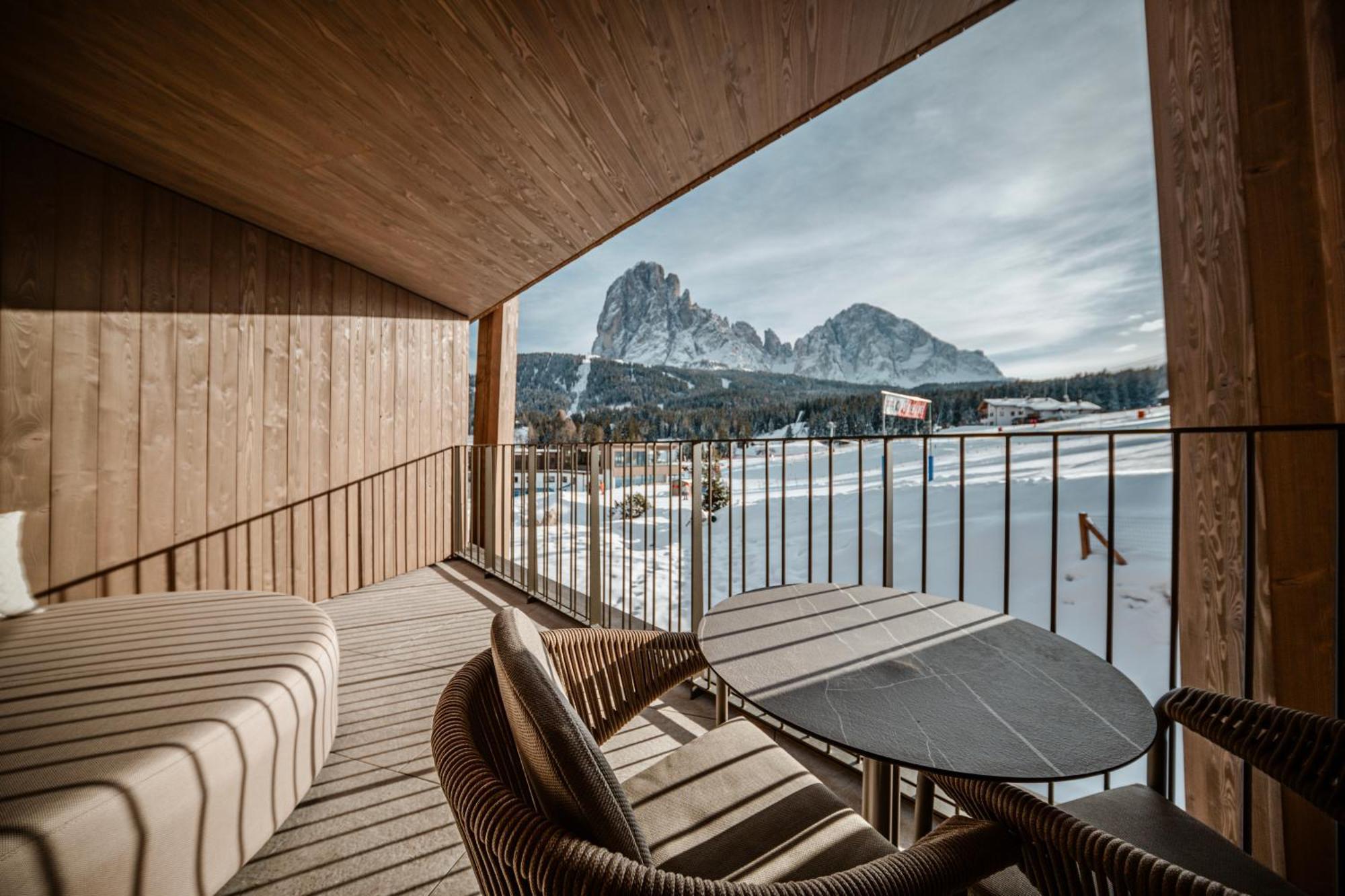 Cendevaves Alpine Silence Hotel Santa Cristina Val Gardena Bagian luar foto