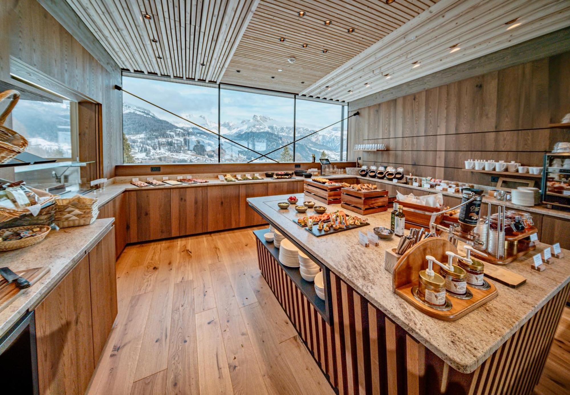 Cendevaves Alpine Silence Hotel Santa Cristina Val Gardena Bagian luar foto